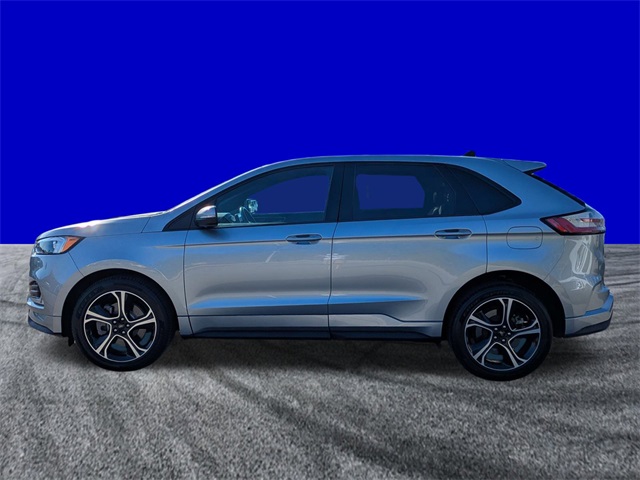 2022 Ford Edge ST photo 7