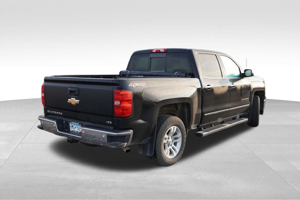 2015 Chevrolet Silverado 1500 LTZ photo 3