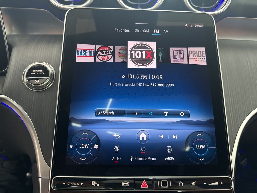 2026 Mercedes Benz GLC 300 photo 32