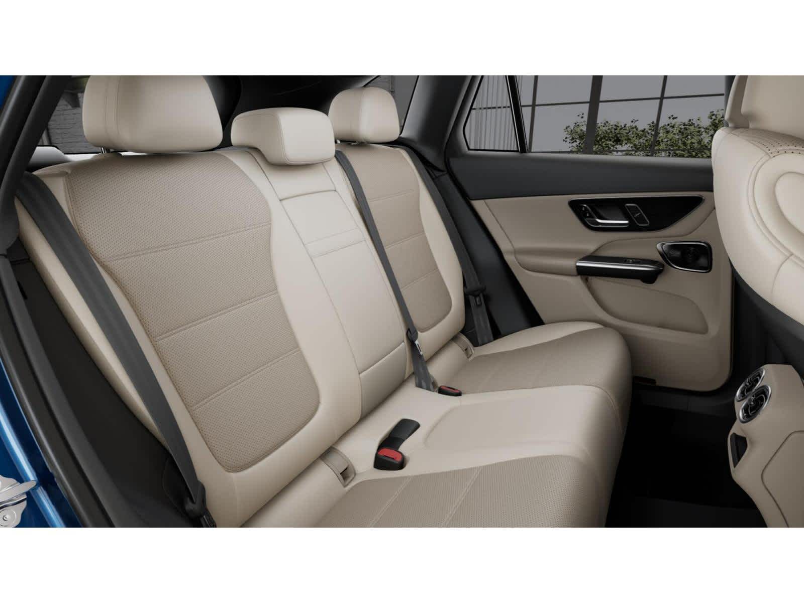 2026 Mercedes Benz GLC 300 photo 4