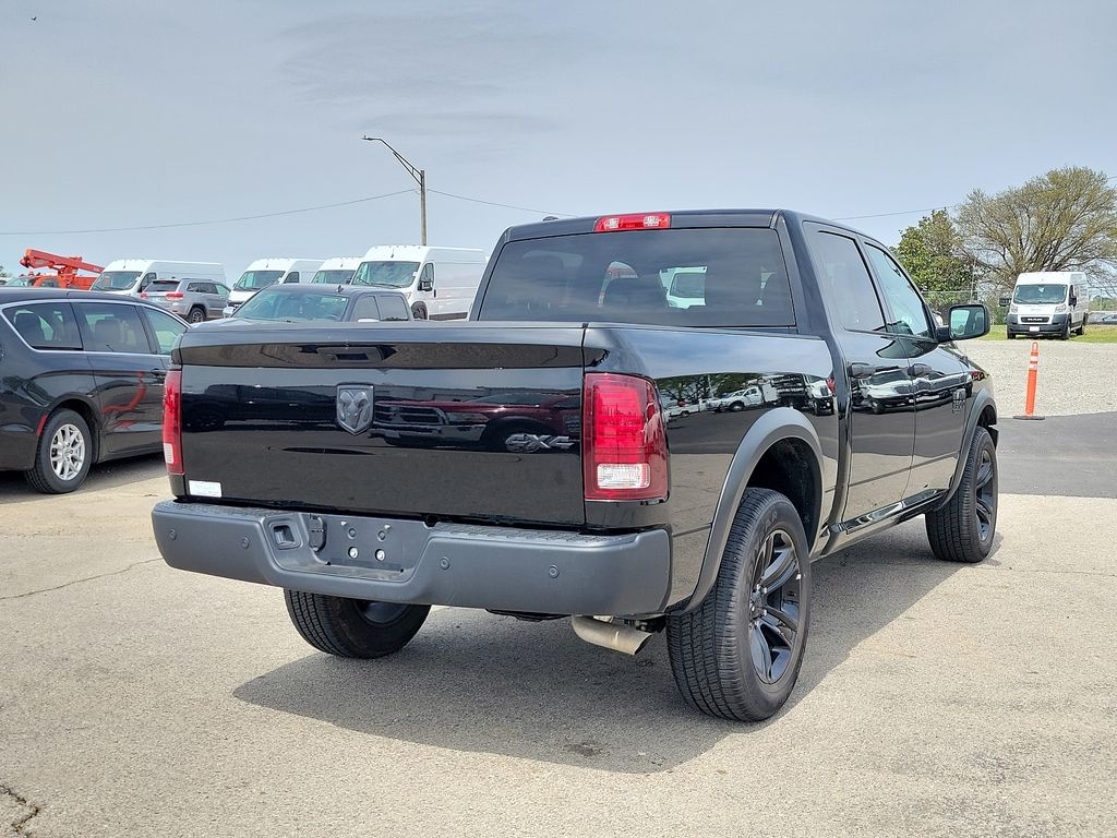 2024 Ram 1500 Classic Warlock photo 4