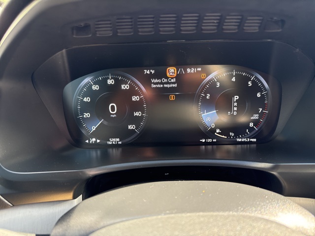 2022 Volvo XC90 T5 Momentum photo 31