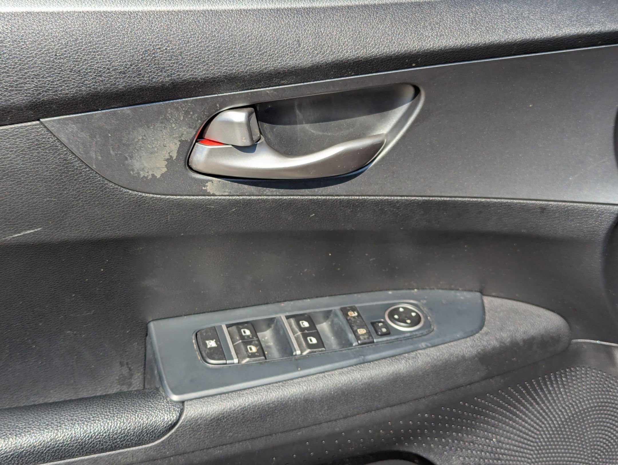 2021 Kia Forte LXS photo 9