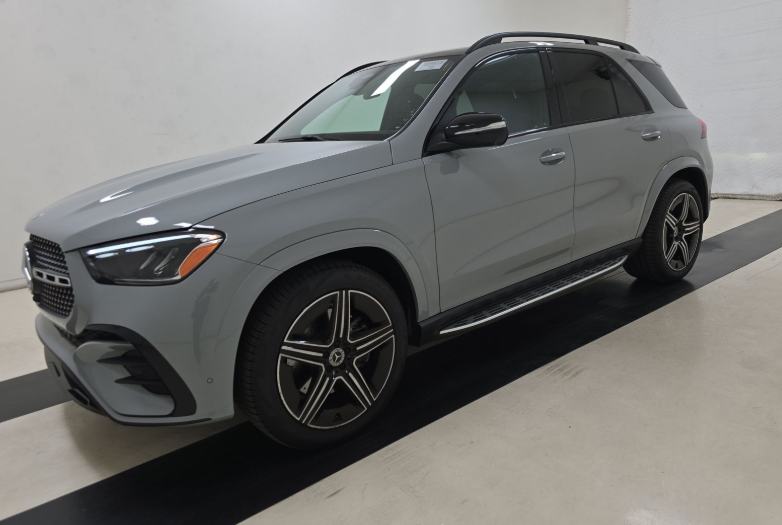 2025 Mercedes-Benz GLE GLE450's photo