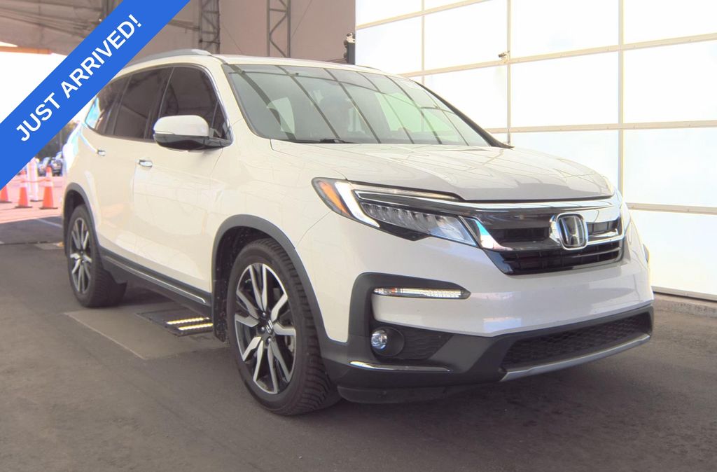 2019 Honda Pilot Touring photo 2
