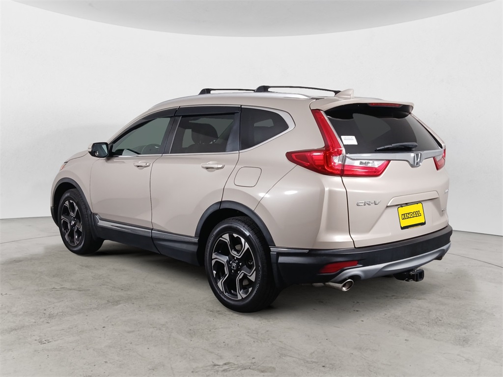 2017 Honda CR-V Touring photo 2