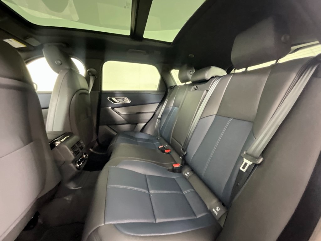2026 Land Rover Range Rover Velar S photo 4
