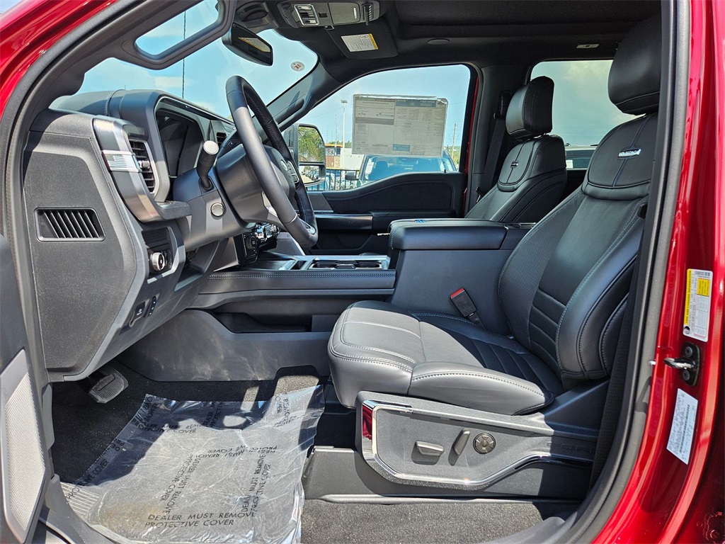 2025 Ford F-350 Platinum photo 10