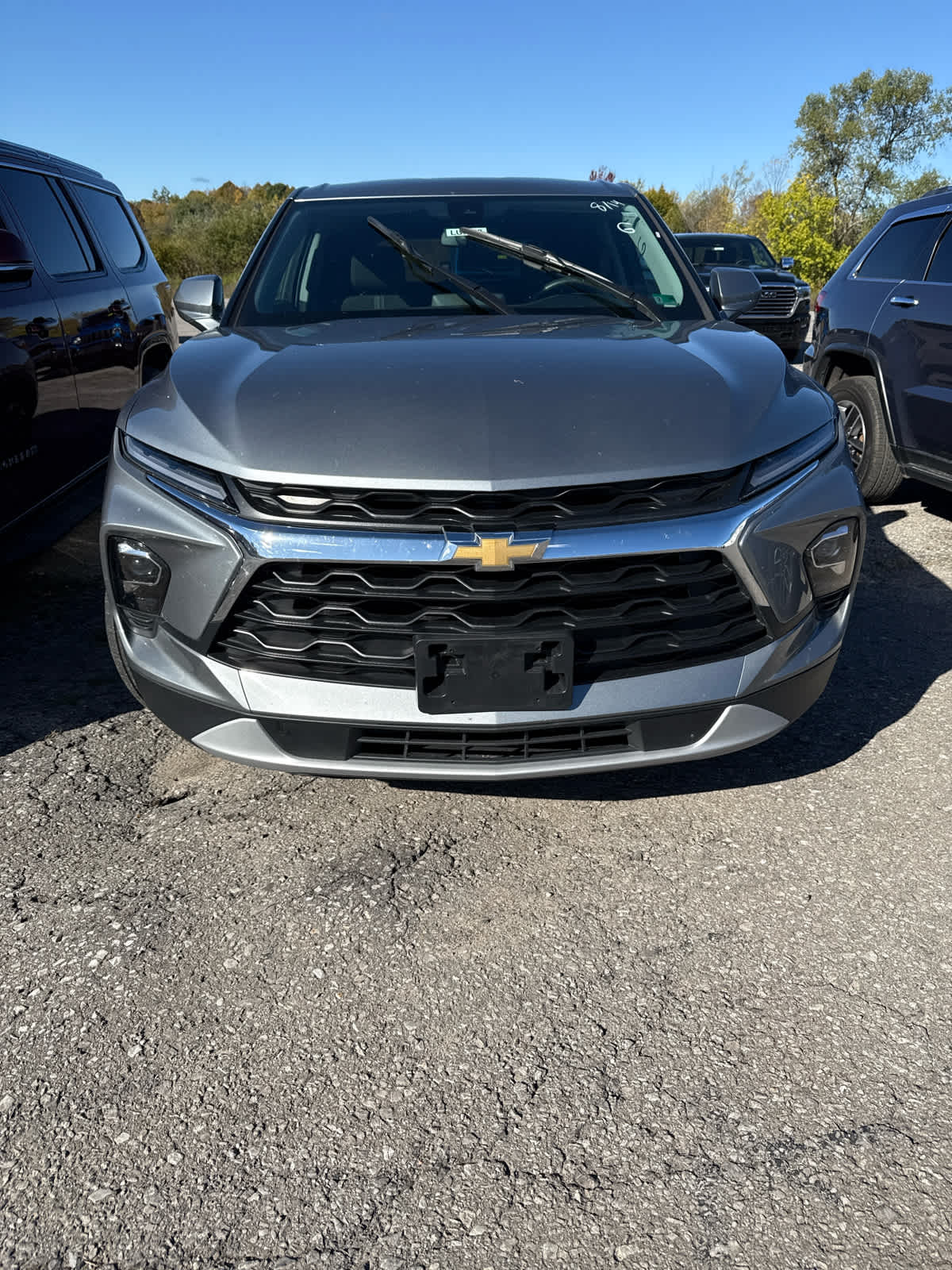 2025 Chevrolet Blazer 2LT photo 2