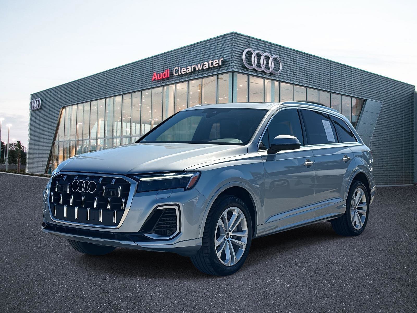 2025 Audi Q7 Premium Plus's photo
