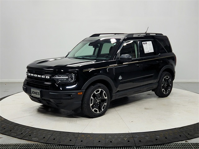 2021 Ford Bronco Sport Outer Banks photo 3