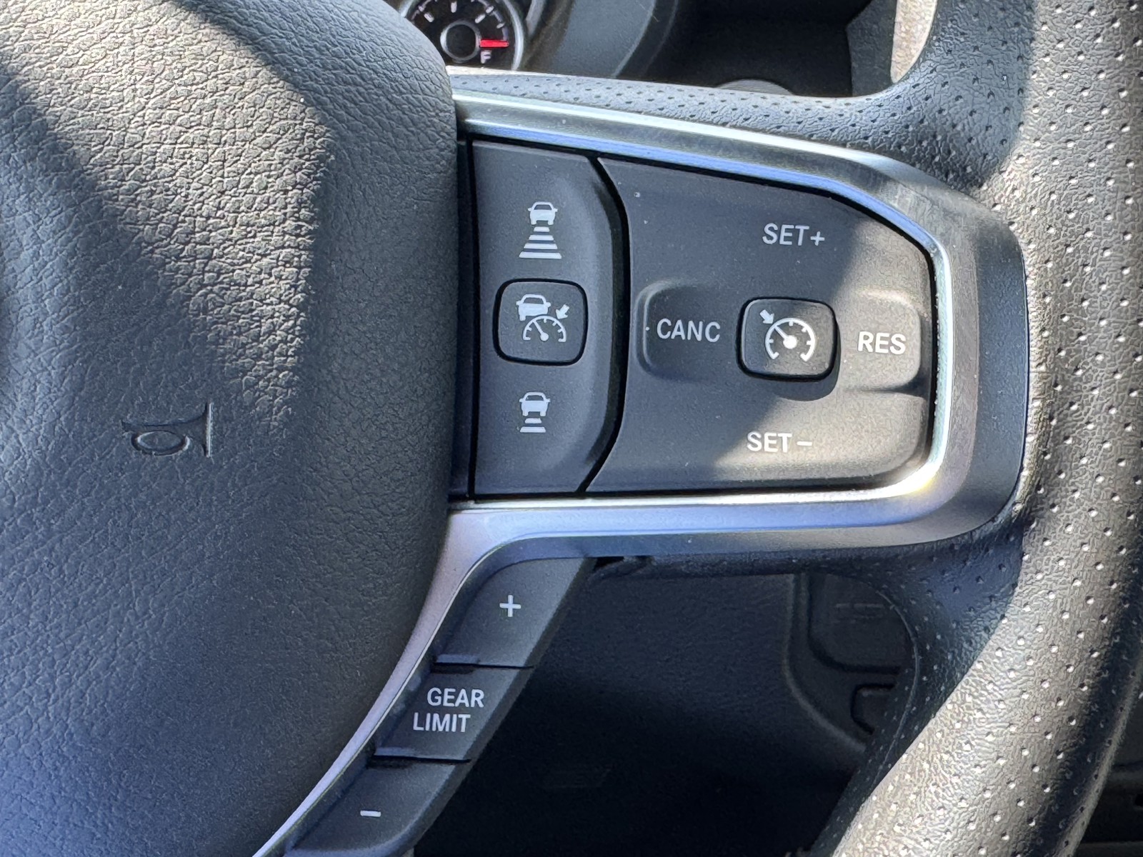 2025 Ram 1500 Tradesman photo 21