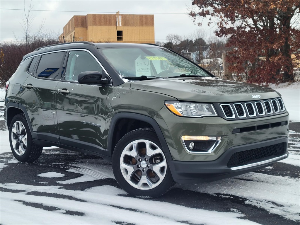 2018 Jeep Compass Limited's photo