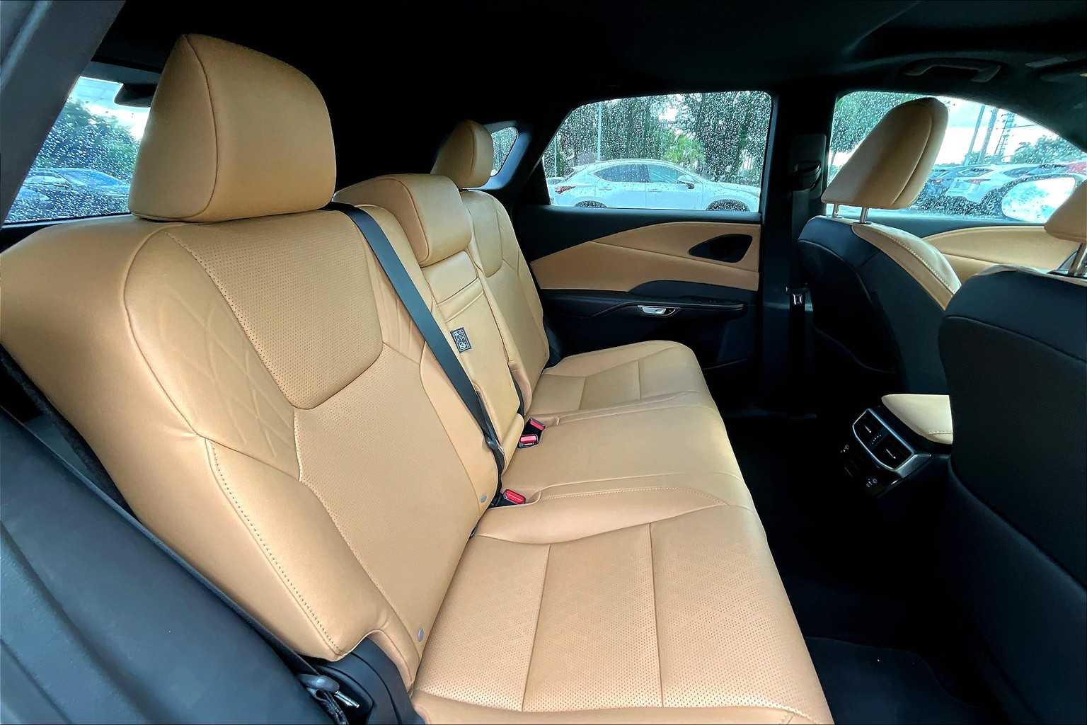 2024 Lexus RX Premium photo 18