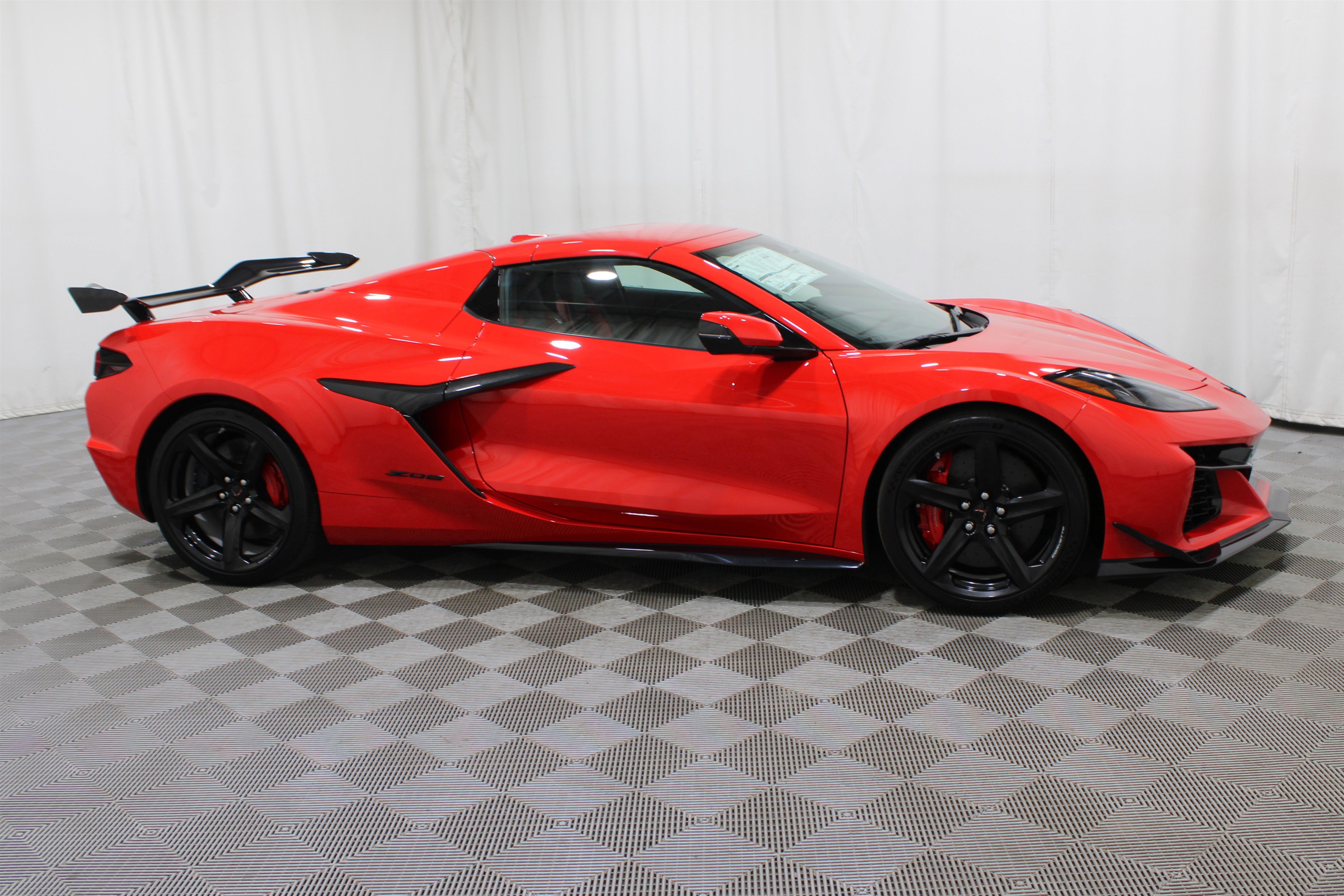 2025 Chevrolet Corvette Z06 3LZ Convertible photo 16