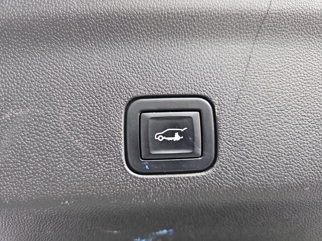 2022 Gmc Yukon XL SLT photo 15