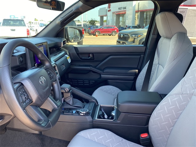 2025 Toyota Tacoma SR5 4x4 Double Cab photo 16