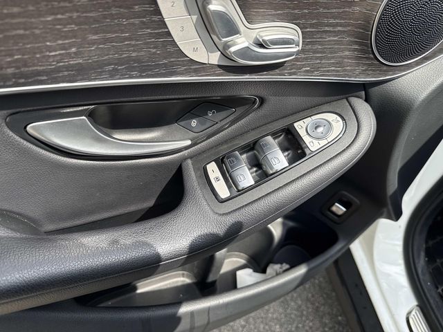 2022 Mercedes Benz GLC 300 4MATIC photo 17
