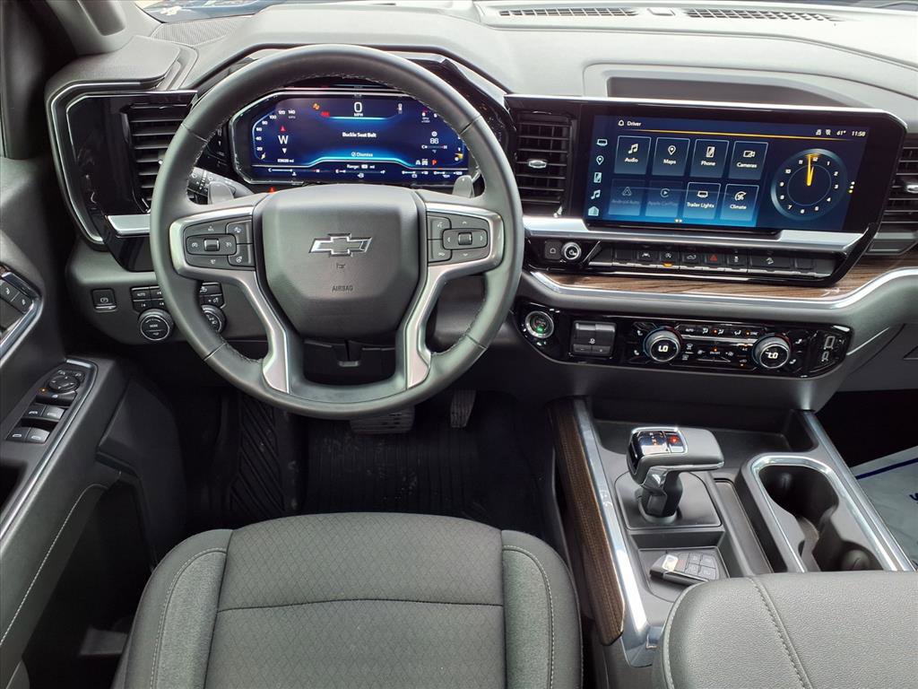 2023 Chevrolet Silverado 1500 LT Trail Boss photo 3