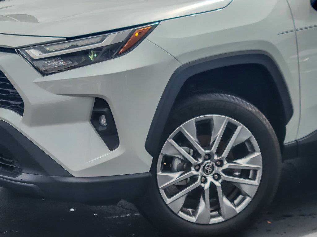 2025 TOYOTA RAV4 - Image 3