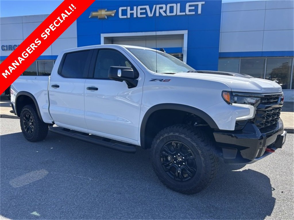 2025 Chevrolet Silverado 1500 ZR2's photo