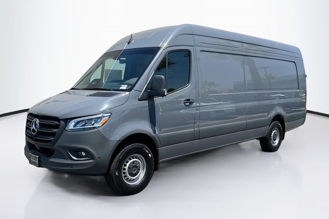 2025 Mercedes-Benz Sprinter Cargo Van
