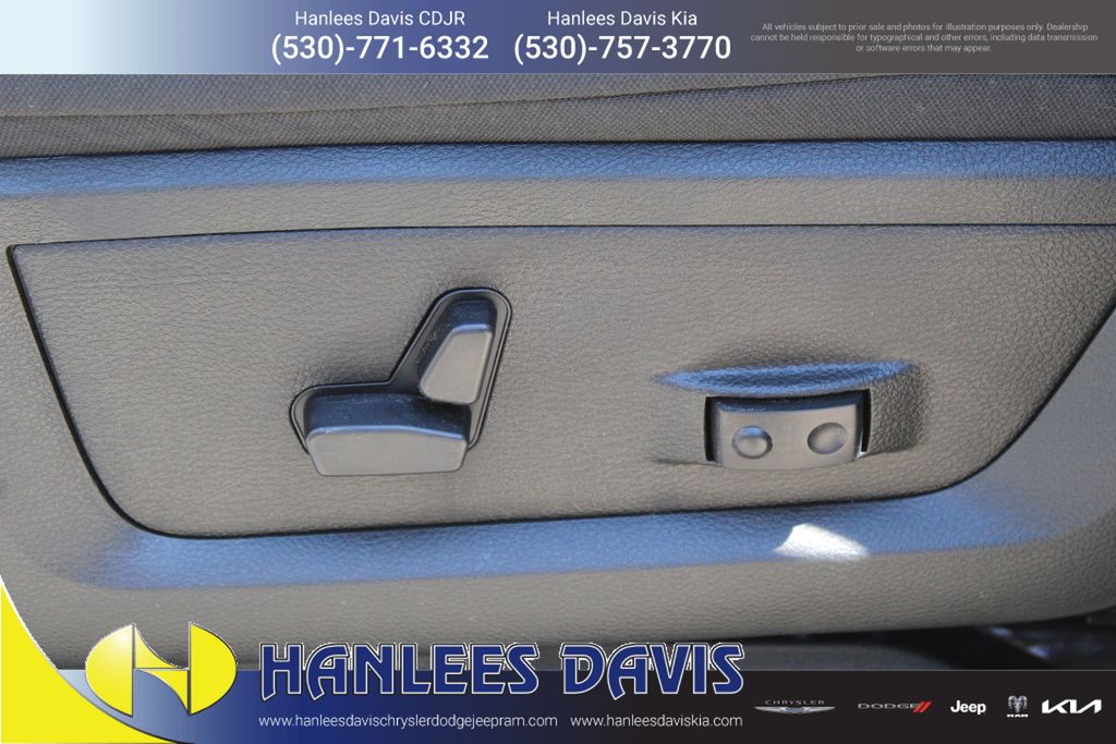 2026 Ram 2500 Big Horn photo 13