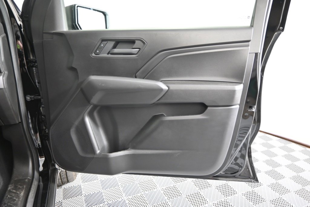 2025 Chevrolet Colorado Work Truck photo 12