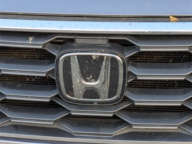 2023 Honda Pilot LX photo 3