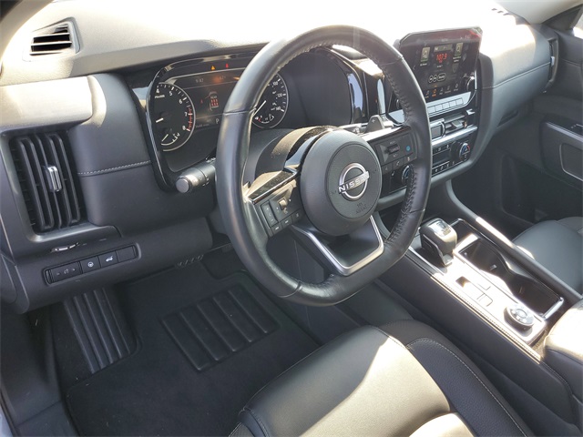 2024 Nissan Pathfinder SL photo 15