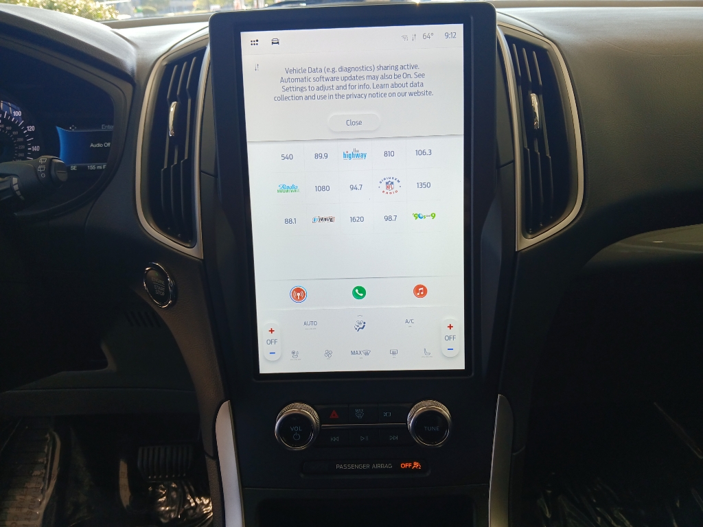 2023 Ford Edge SEL photo 13