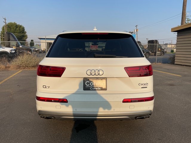 2018 Audi Q7 2.0T Premium Plus photo 9