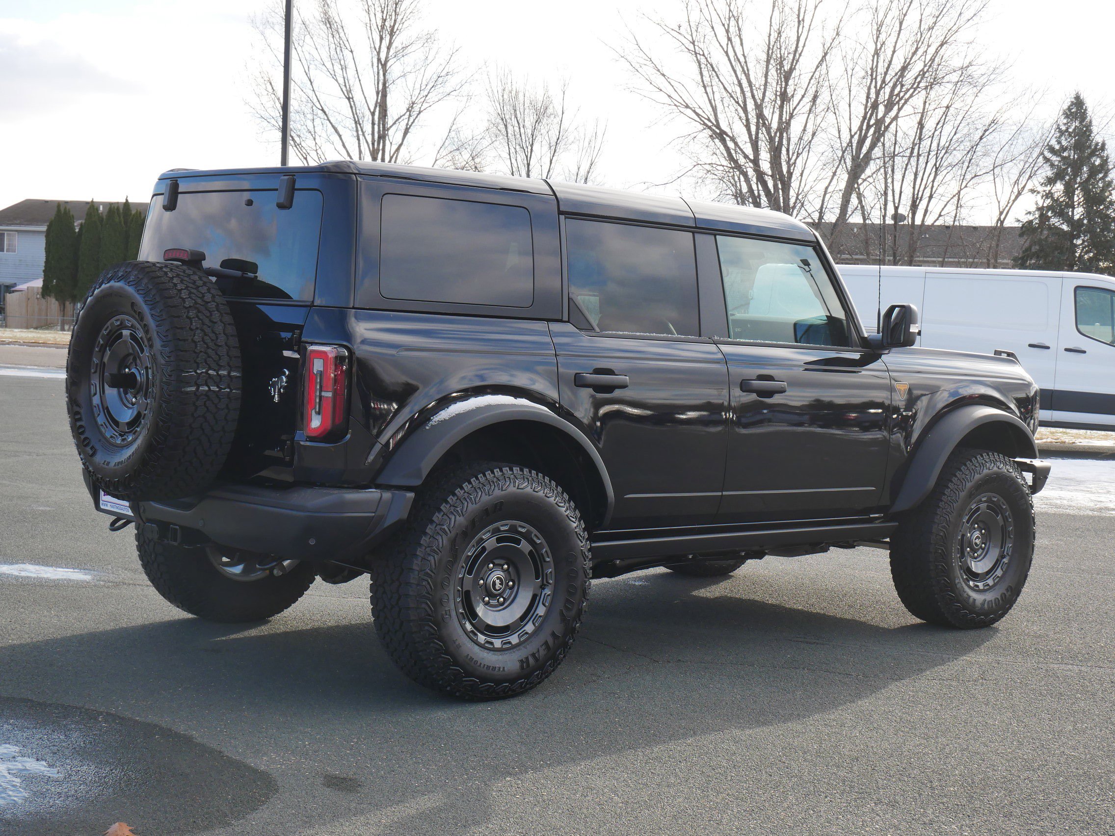 2025 Ford Bronco Badlands photo 2
