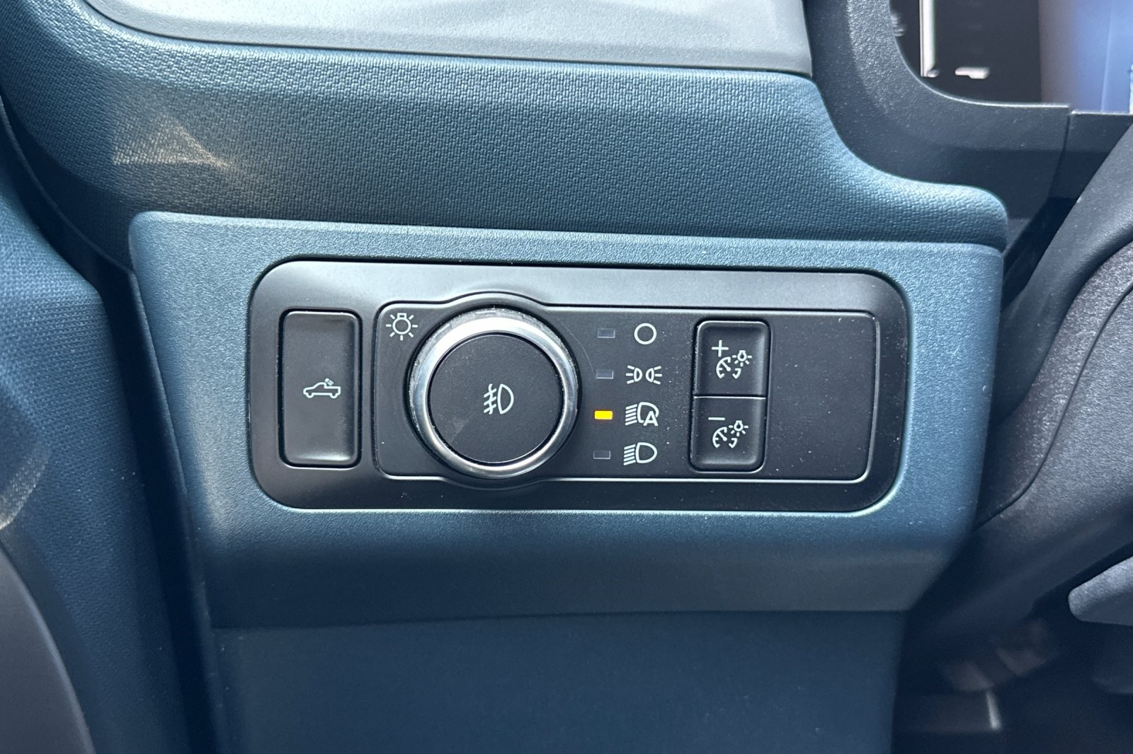 2025 Ford Maverick photo 23
