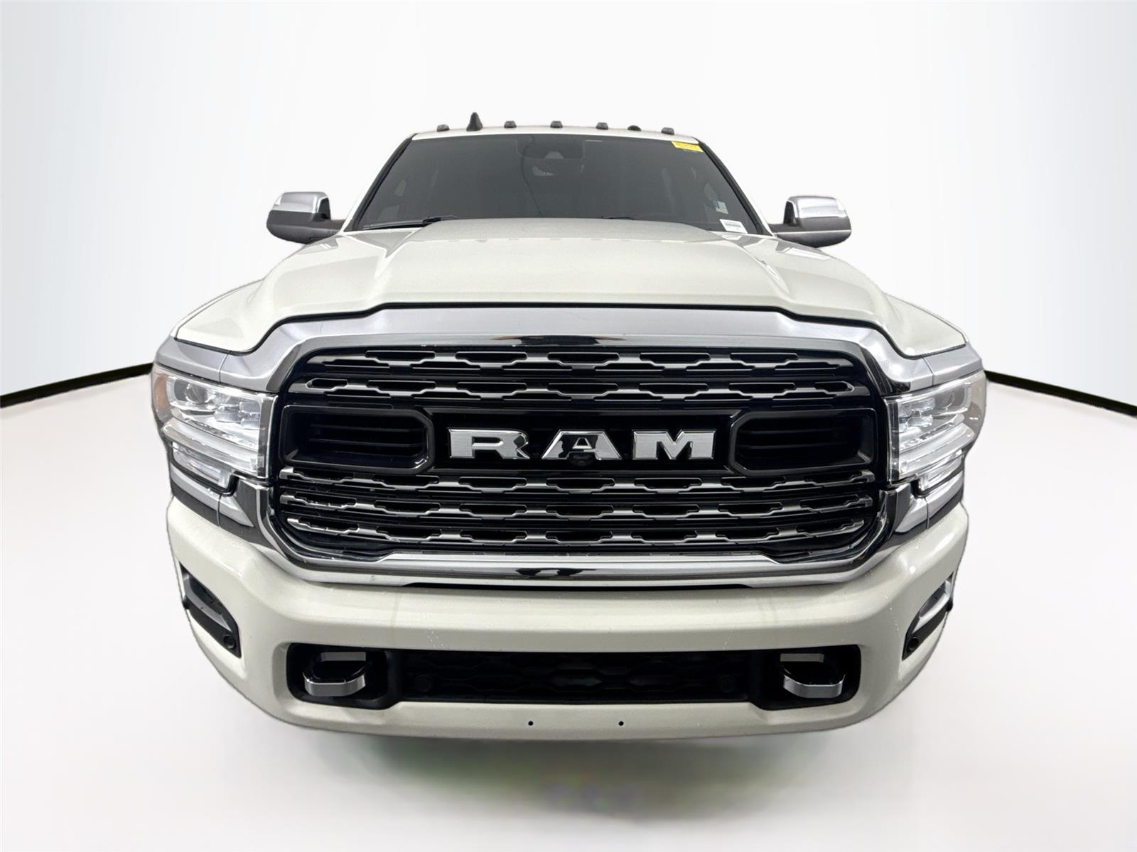 2019 Ram 2500 Limited photo 3