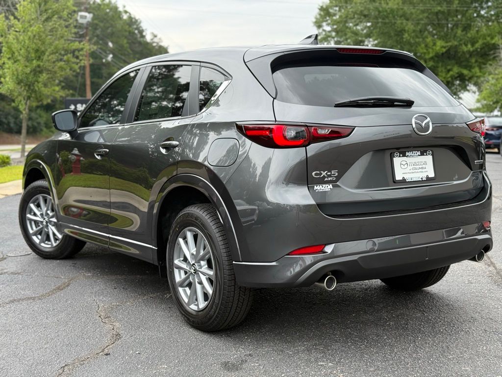 2025 Mazda CX-5 2.5 S Preferred photo 2