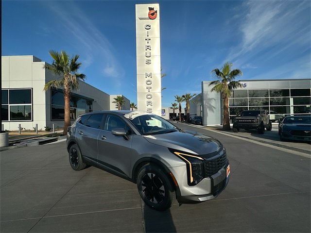 2026 Kia Sportage LX Hybrid's photo