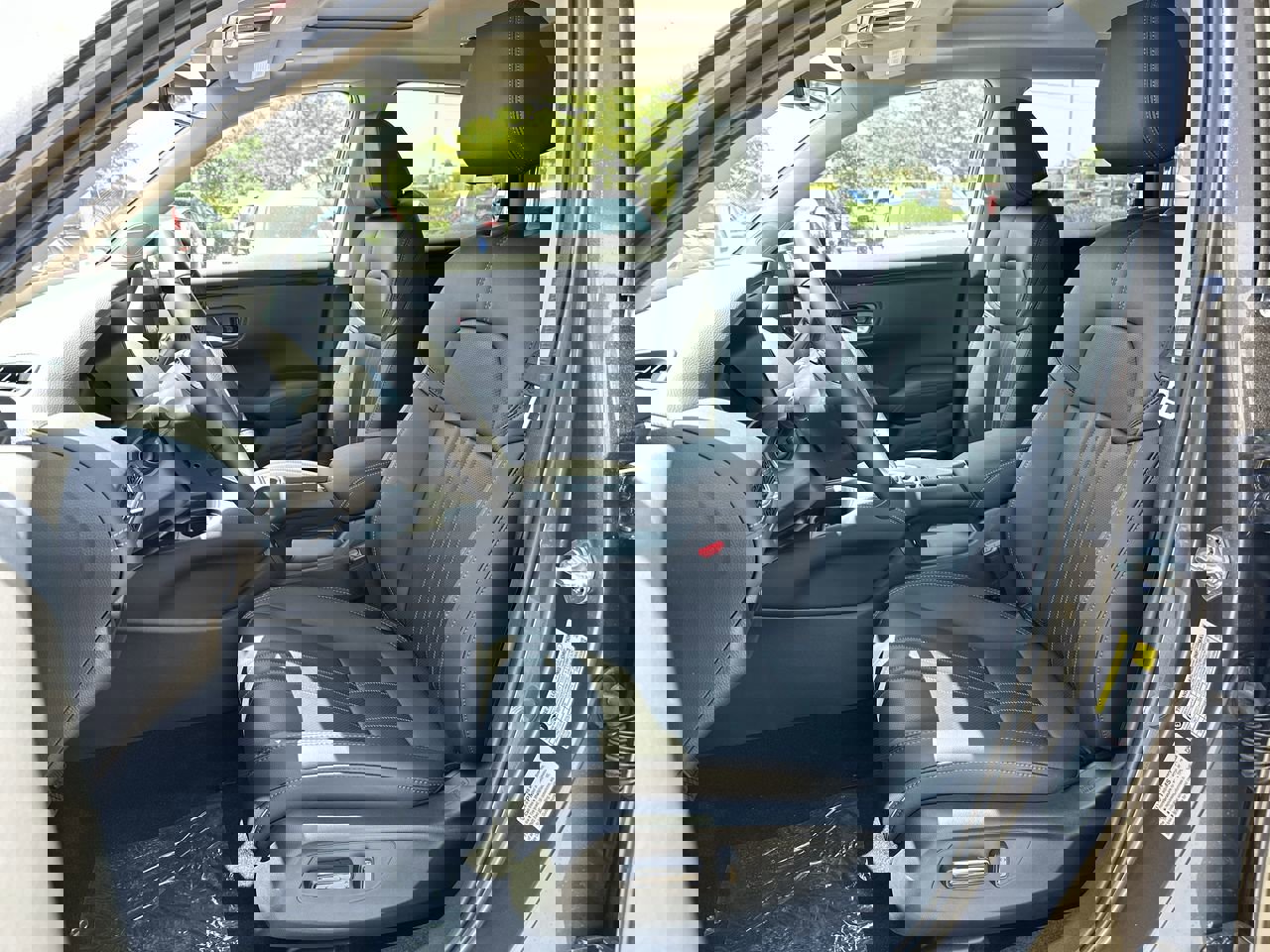 2026 Honda HR-V EX-L photo 11