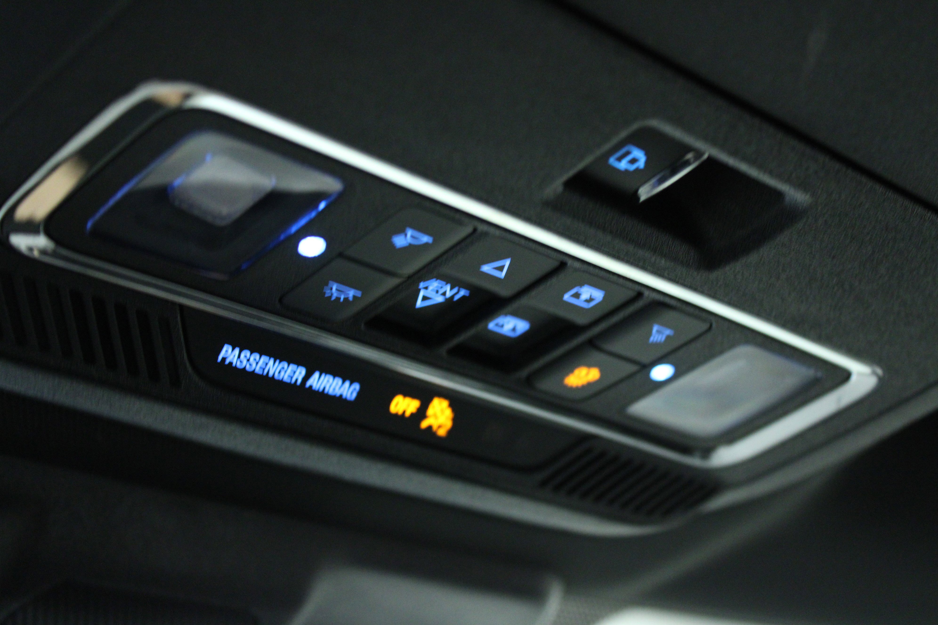 2023 Ford F-150 Lightning Lariat photo 20