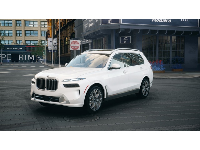 2026 BMW X7 40i's photo