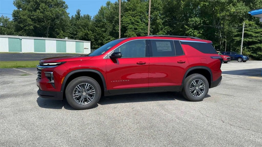 2026 Chevrolet Traverse photo 4