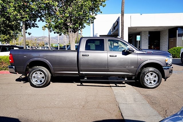2022 Ram 3500 Laramie photo 6
