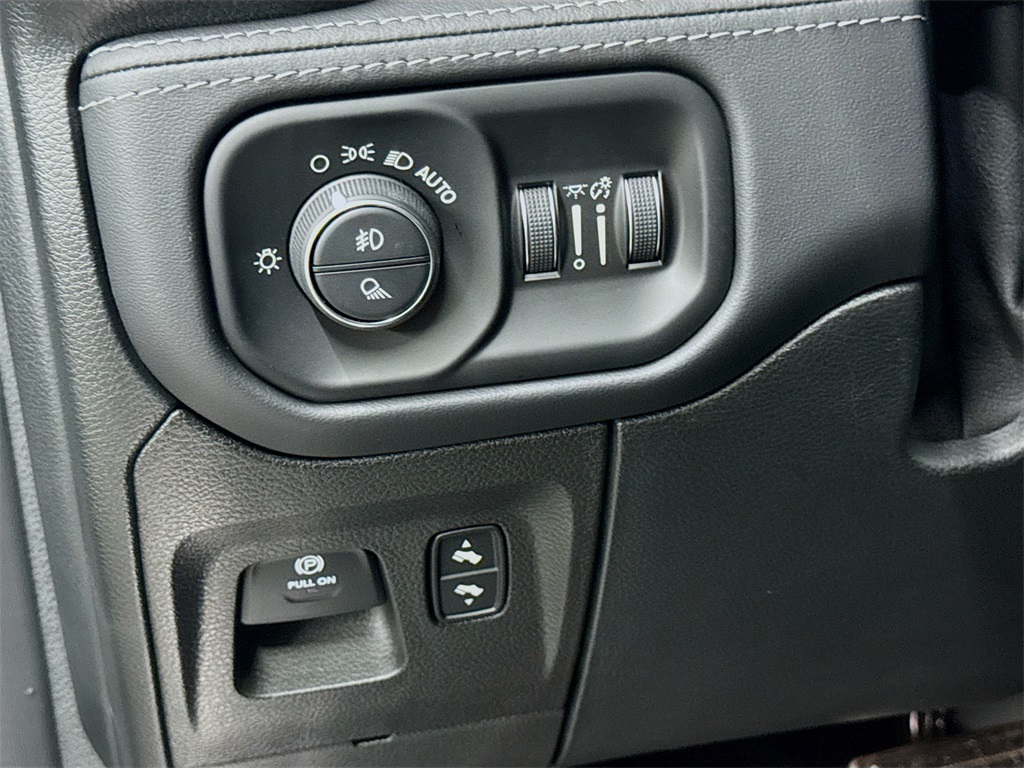 2022 Ram 1500 TRX photo 7