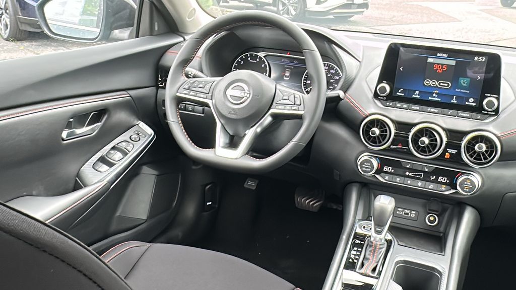 2025 Nissan Sentra SR photo 23