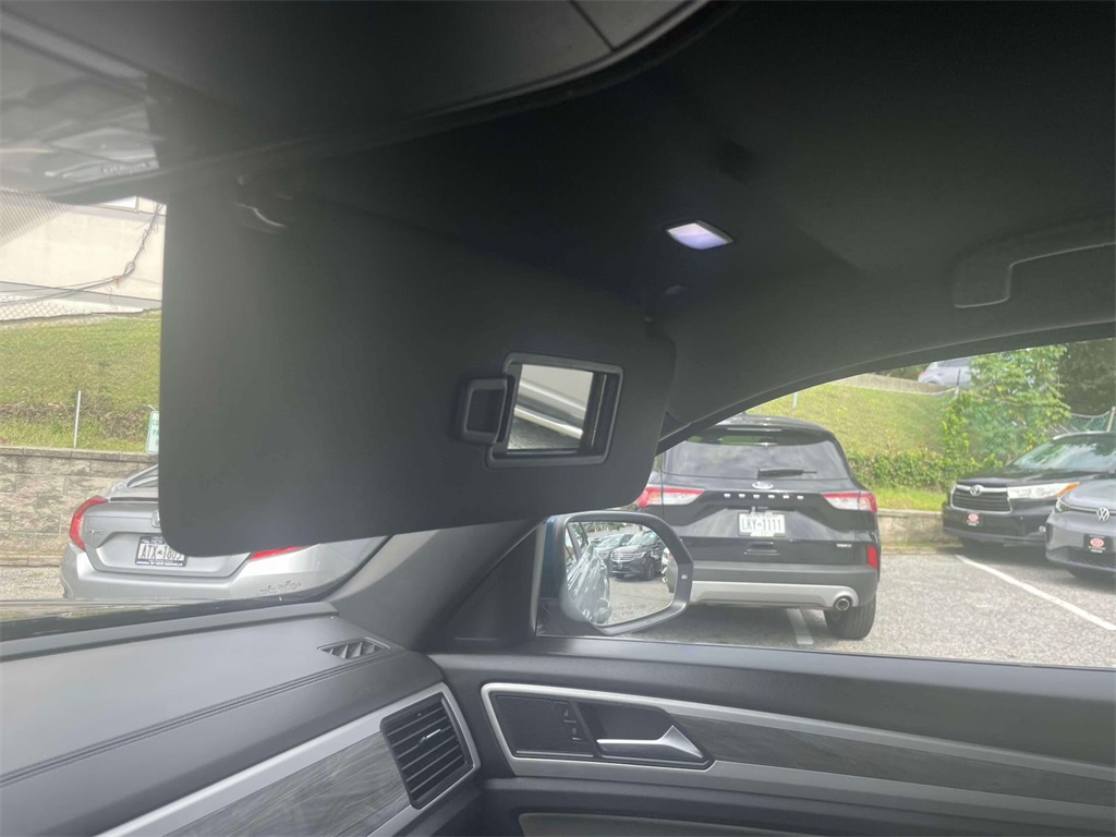 2021 Volkswagen Atlas Cross Sport SE Technology photo 24