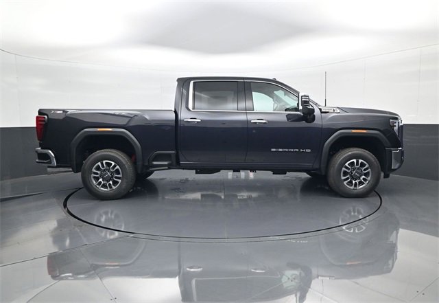 2026 Gmc Sierra 2500 HD SLT photo 2