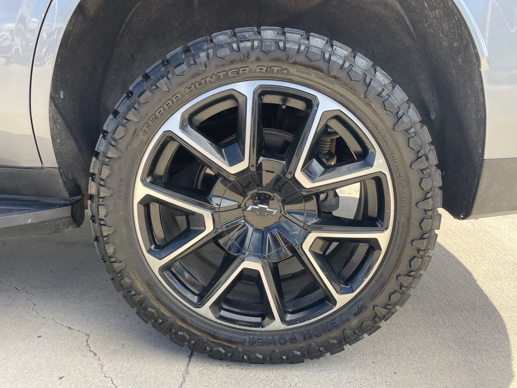2022 Chevrolet Tahoe RST photo 22