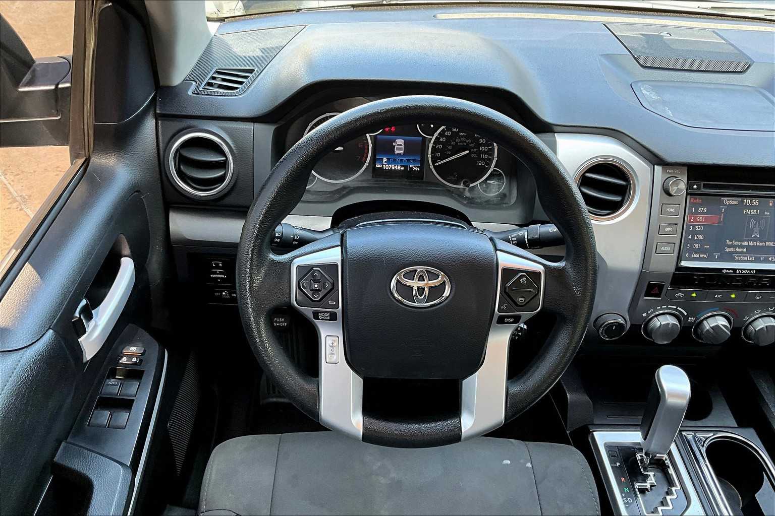 2017 Toyota Tundra SR5 photo 5