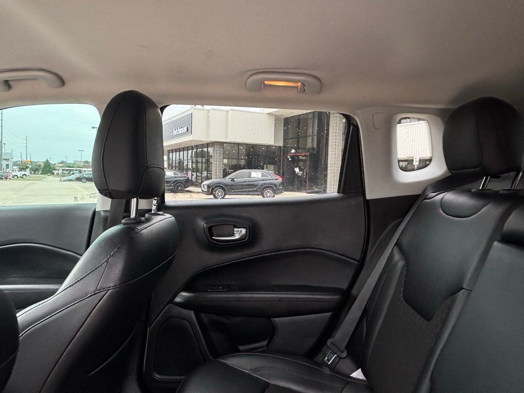 2021 Jeep Compass Altitude photo 9