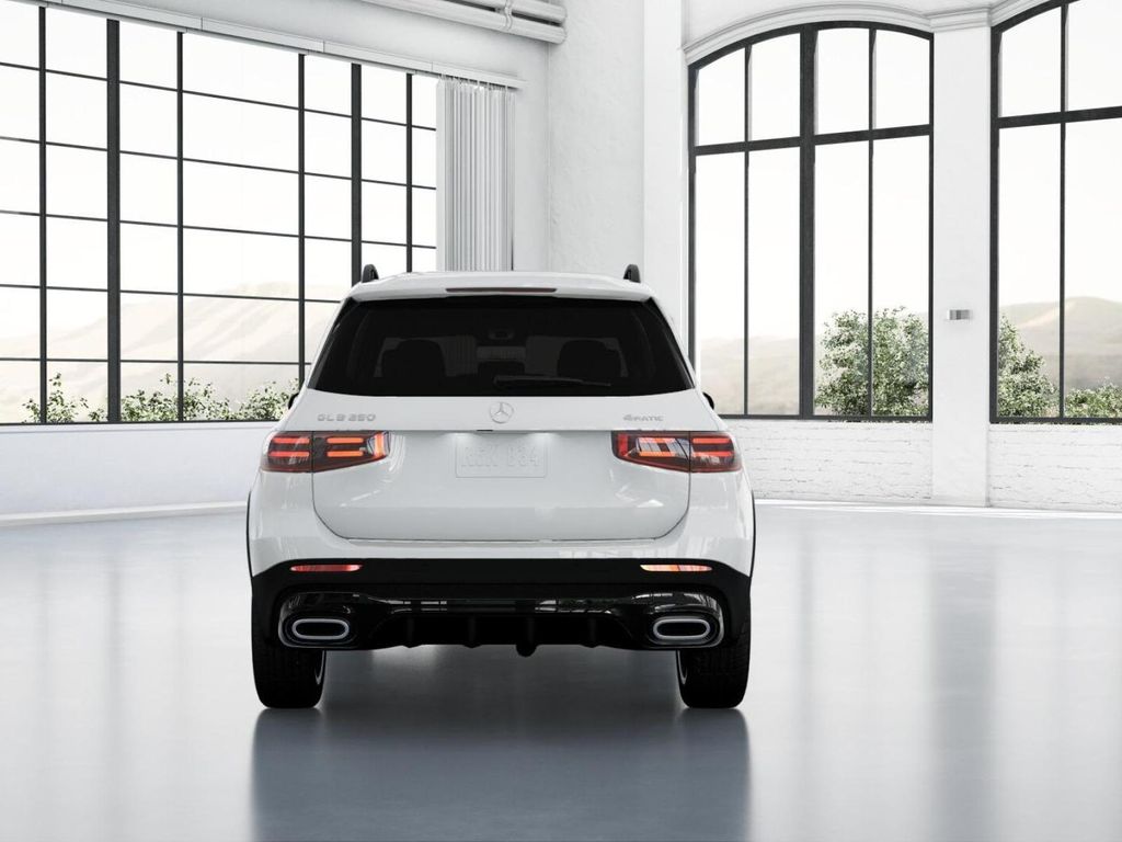 2025 Mercedes Benz GLB 250 4MATIC photo 24